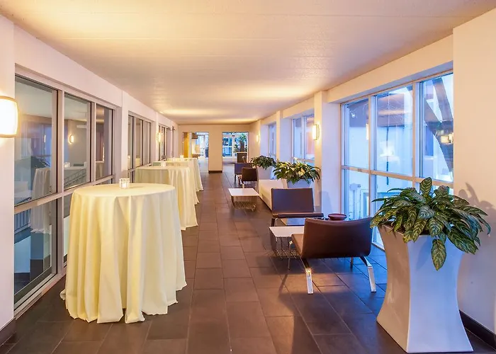 Crowne Plaza Msp Airport - Moa