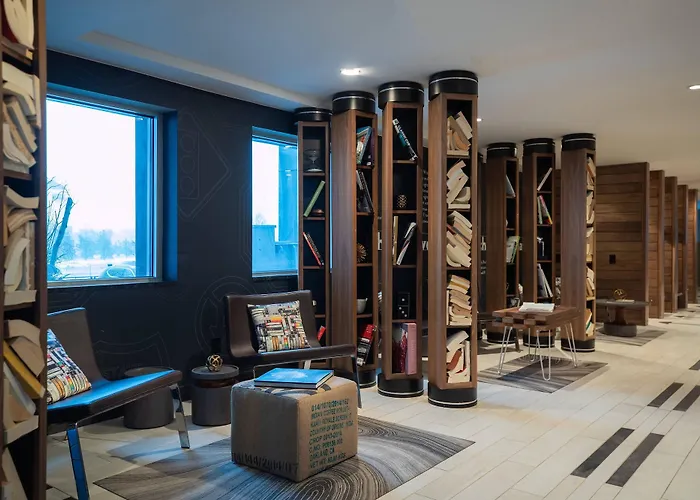 Crowne Plaza Msp Airport - Moa Hotel Bloomington