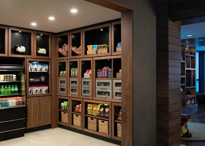 Crowne Plaza Msp Airport - Moa Hotel