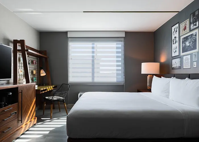 Hotel Crowne Plaza Msp Airport - Moa 4*