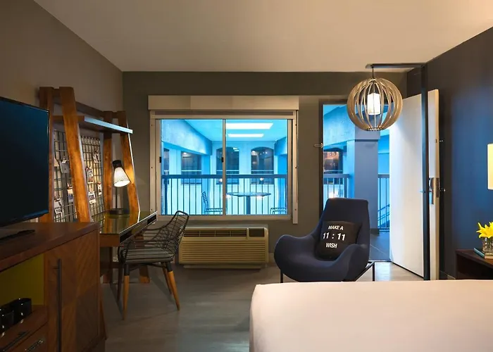 Crowne Plaza Msp Airport - Moa Bloomington