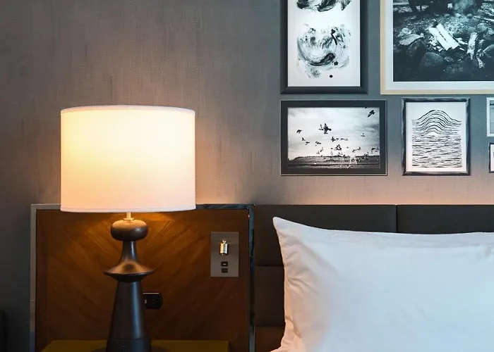 Crowne Plaza Msp Airport - Moa 4*